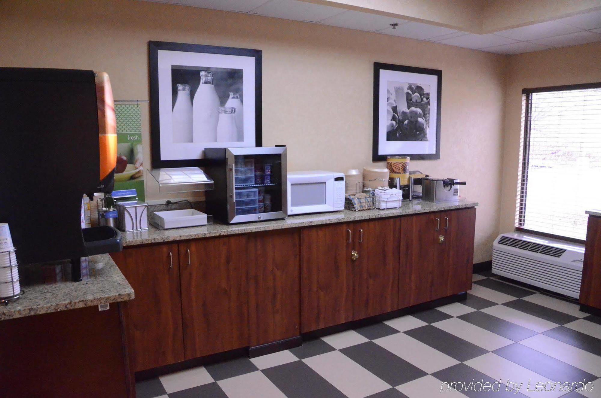 Hampton Inn Abingdon Ngoại thất bức ảnh